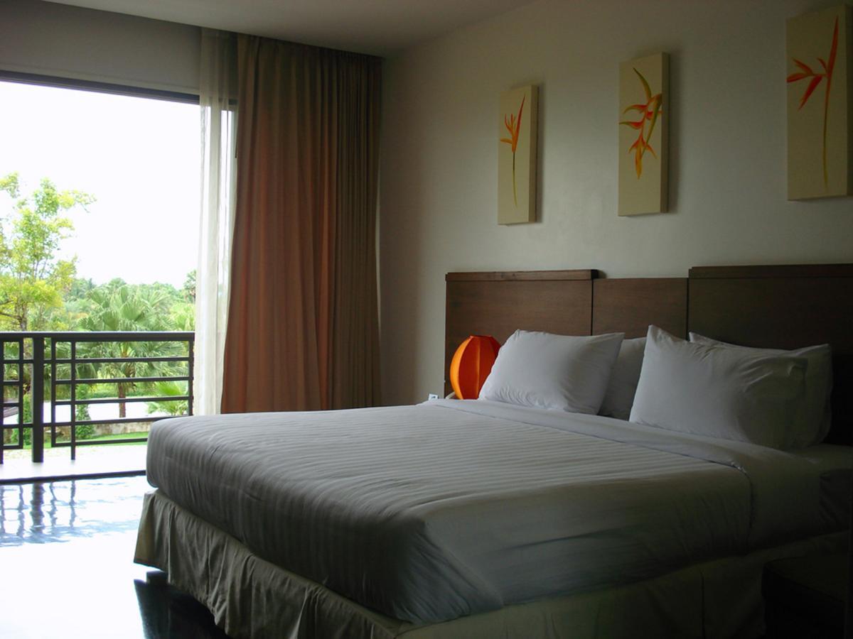 Affittacamere Suwan Golf & Country Club Nakhon Chai Si Esterno foto