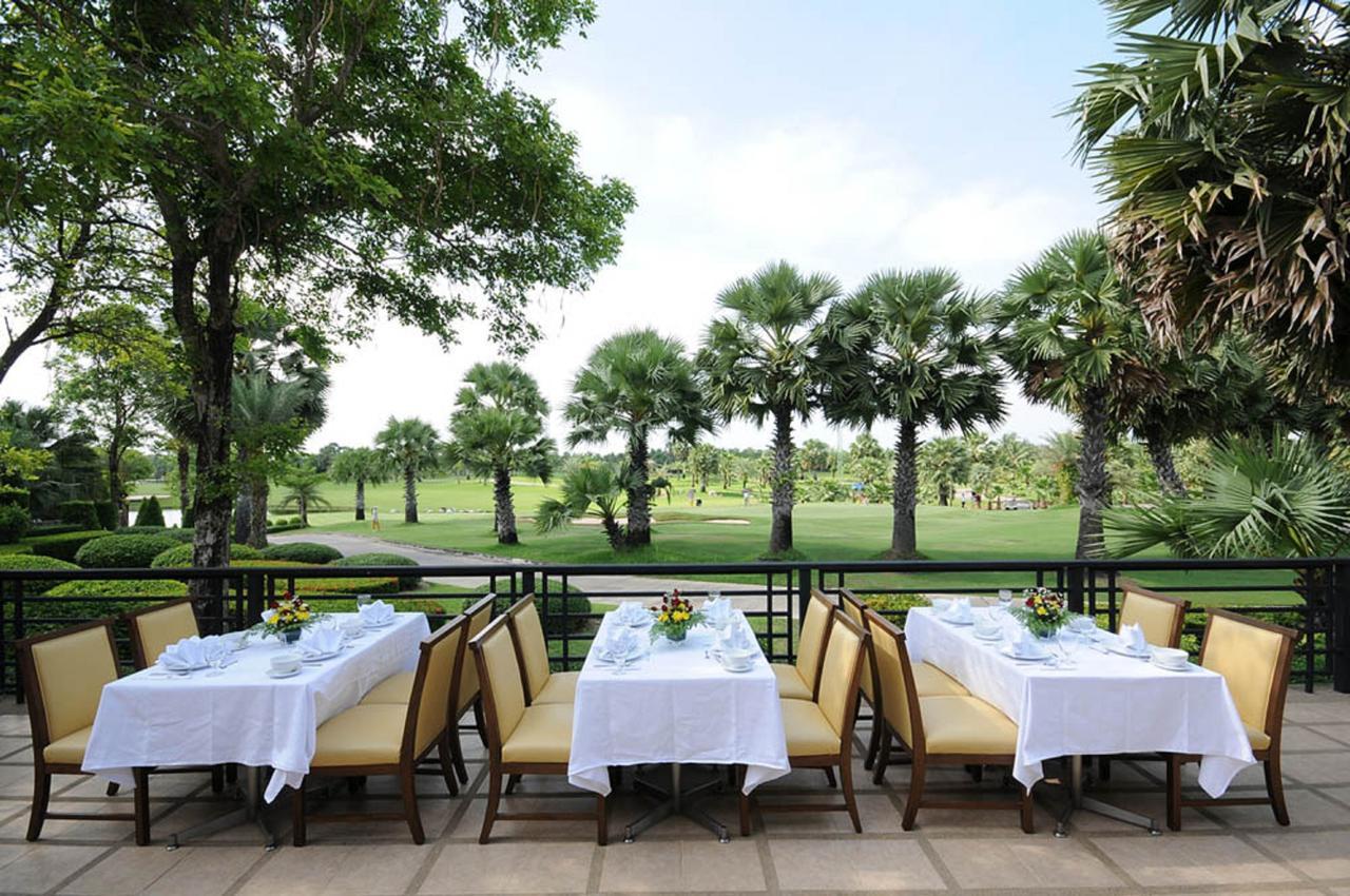Affittacamere Suwan Golf & Country Club Nakhon Chai Si Esterno foto